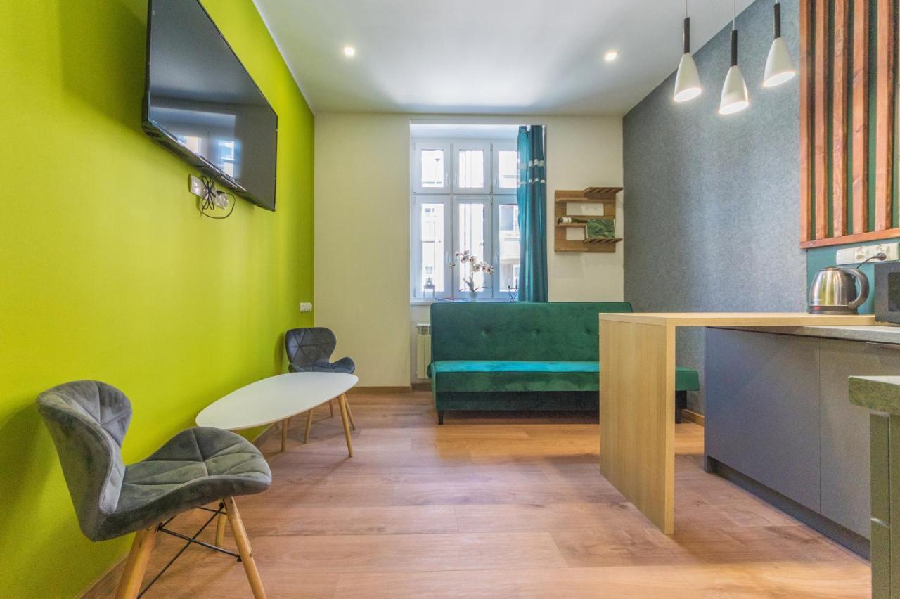 Stare Miasto Seredynskiego Apartment *