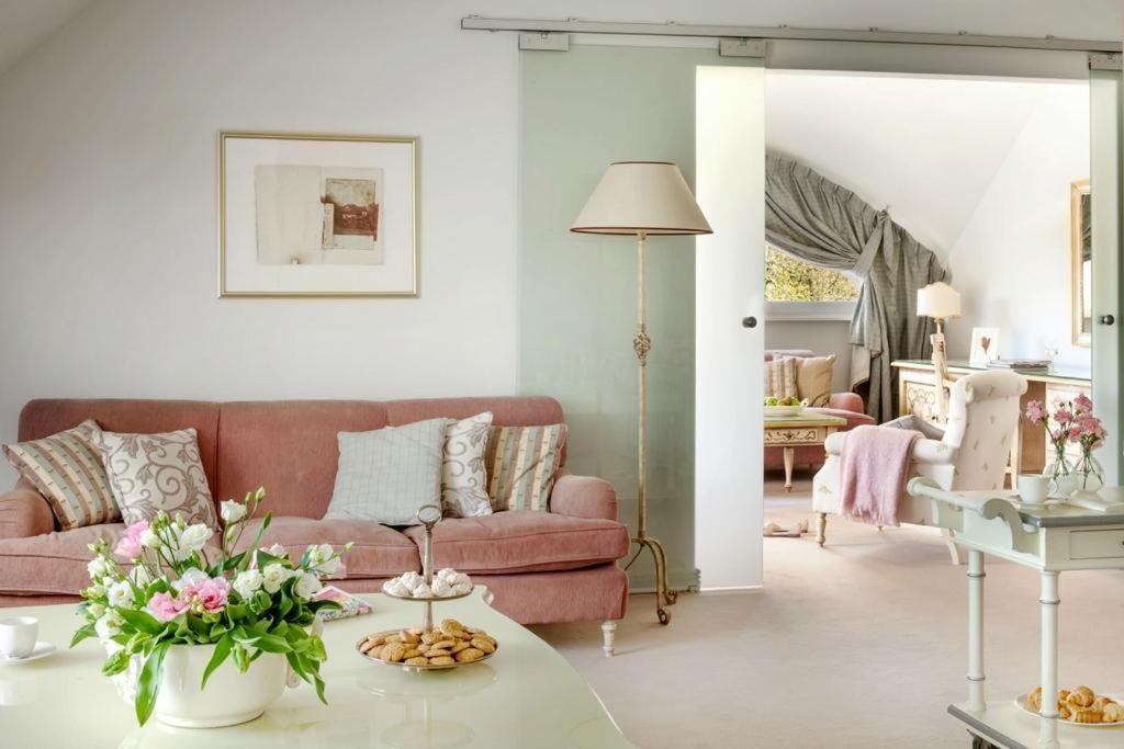 Oliwska Dolina Bed & Breakfast 5*