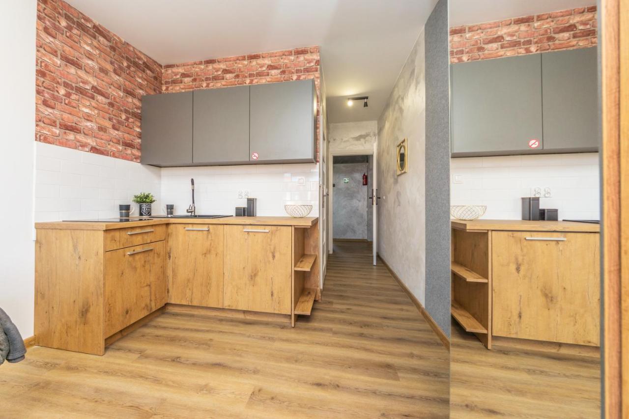 Stare Miasto Seredynskiego Apartment