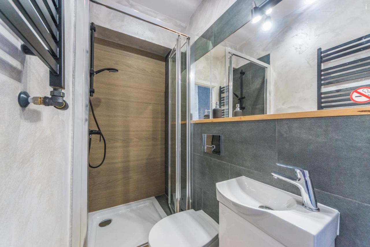Stare Miasto Seredynskiego Apartment *