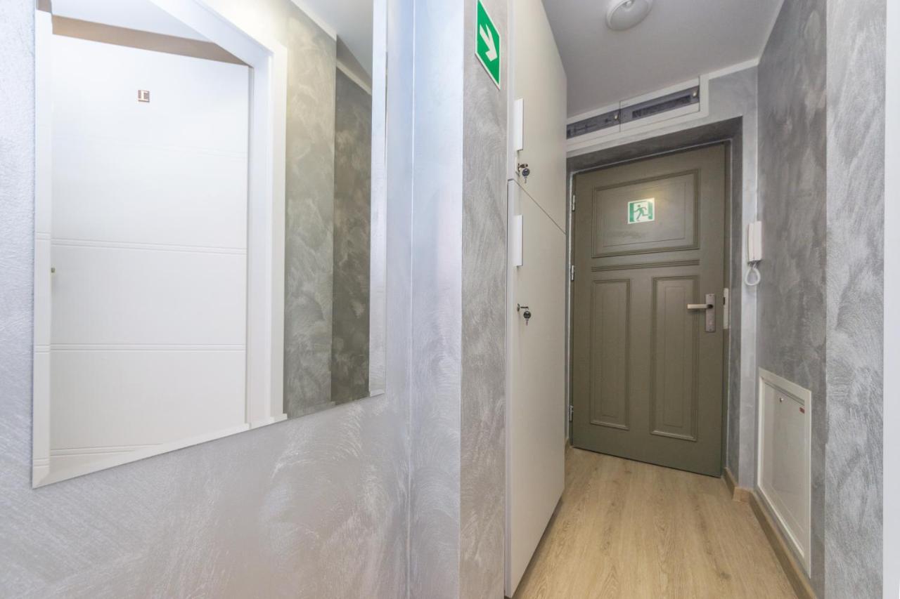 Stare Miasto Seredynskiego Apartment *