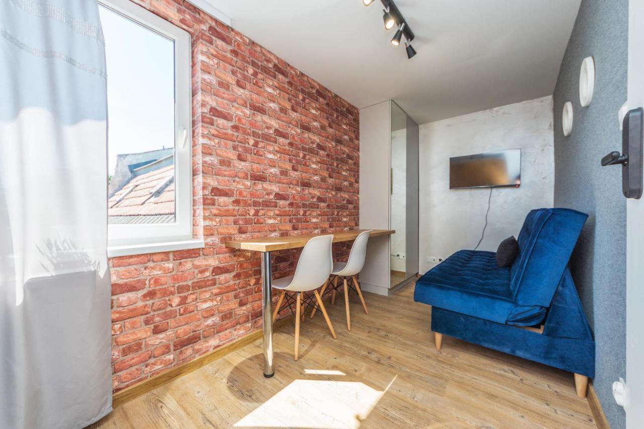 Stare Miasto Seredynskiego Apartment *