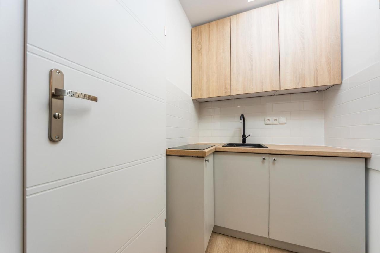 Stare Miasto Seredynskiego Apartment *