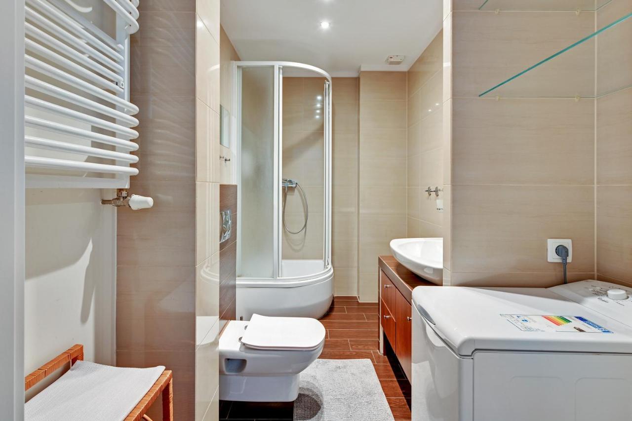 Apartment Neptun Park Apartament Z Tarasem *