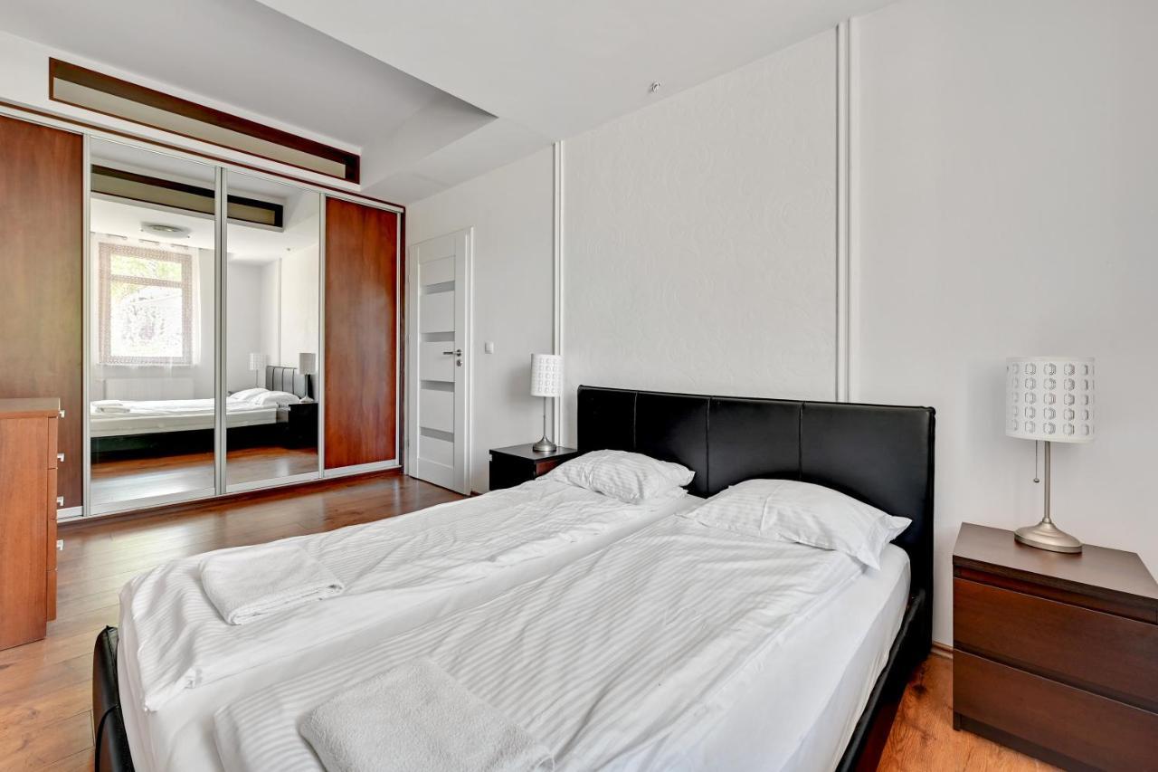 Apartment Neptun Park Apartament Z Tarasem *