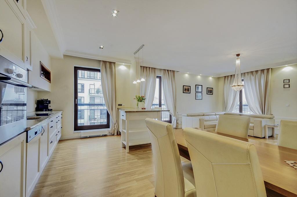 Apartments Szafarnia Huoneisto Gdańsk