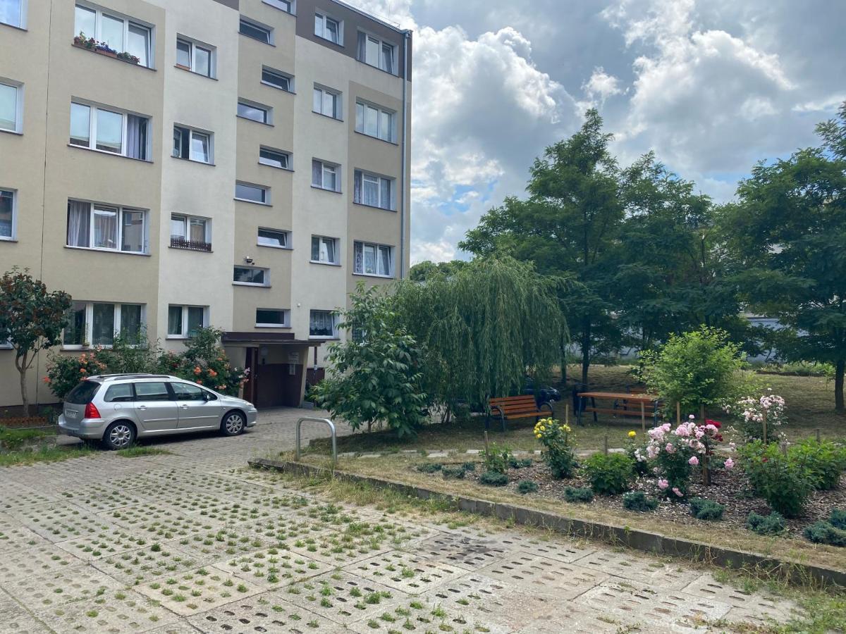 Apartment Mieszkanie 2 Pokojowe *