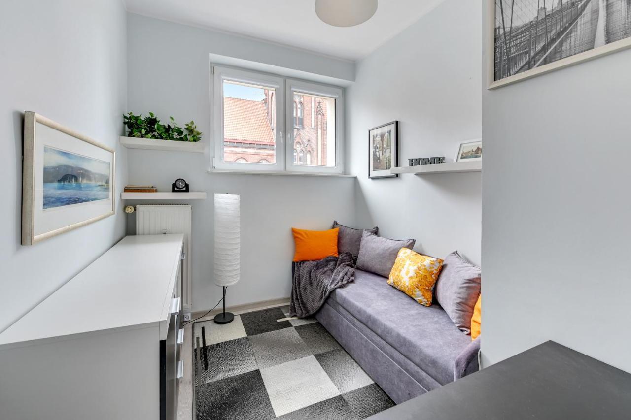 Old Town Dock Apartment