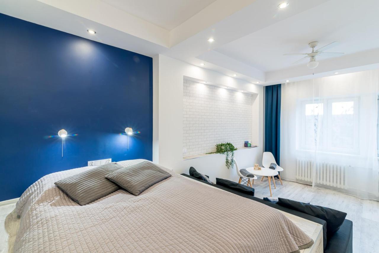 Lux In White Apartment