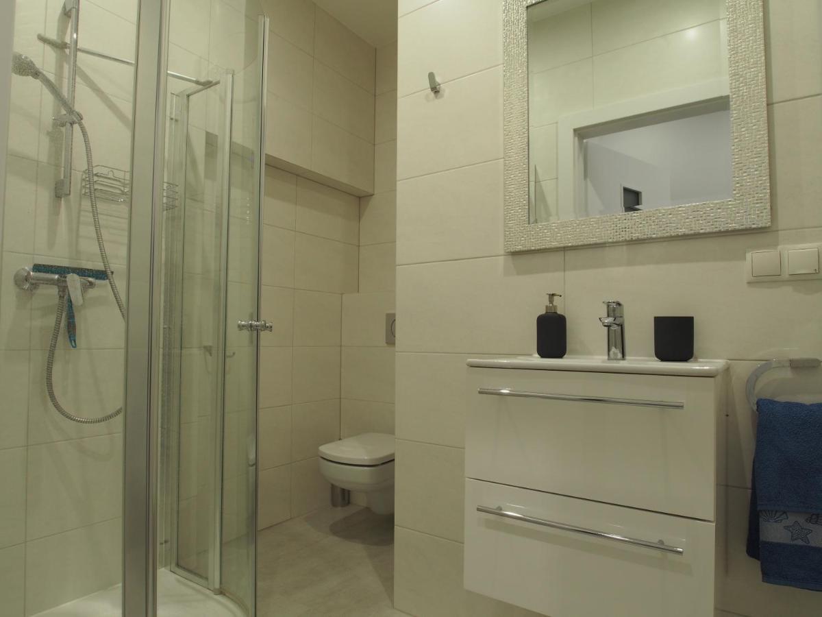 Huoneisto Grand Tourist Apartament Falcon