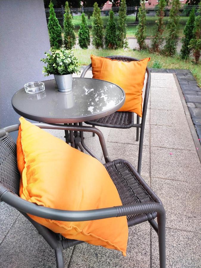Lägenhet Orange House