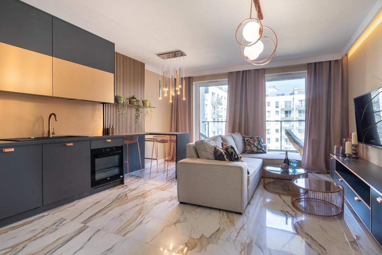 Apartment Golden Rose