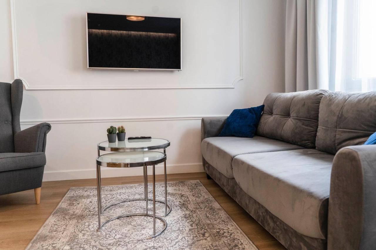 Old Town - No 8 Apartment