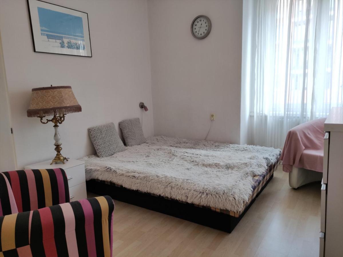 Grand Tourist Apartament Falcon Apartment