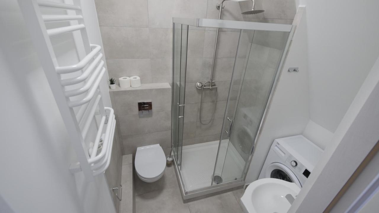 Biskupia Riverside City View Apartamento