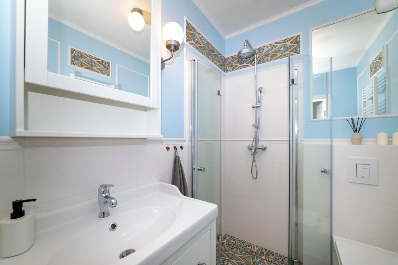 Heaven In The Old Town With Private Parking Apartment
