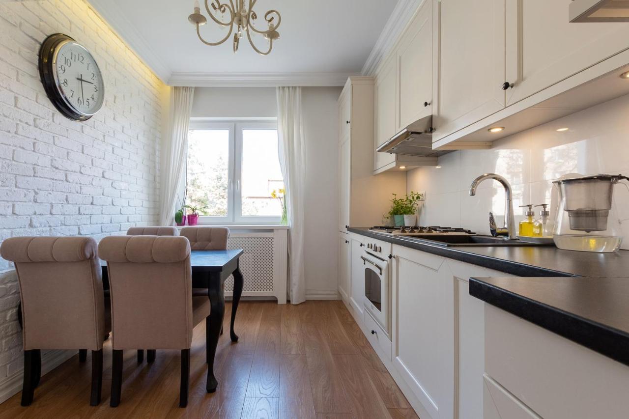 Elegant Near Old Town - Free Parking