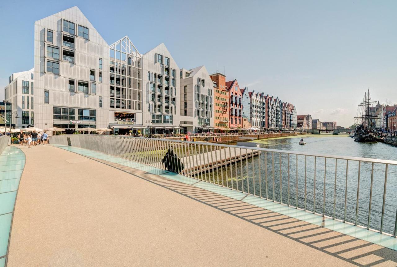 The Black Crane Apartment Gdansk