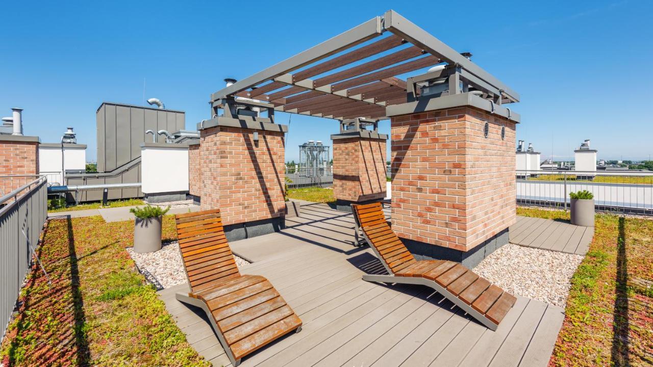 Apartment Garden Gates By Sun & Snow With Roof Terrace *