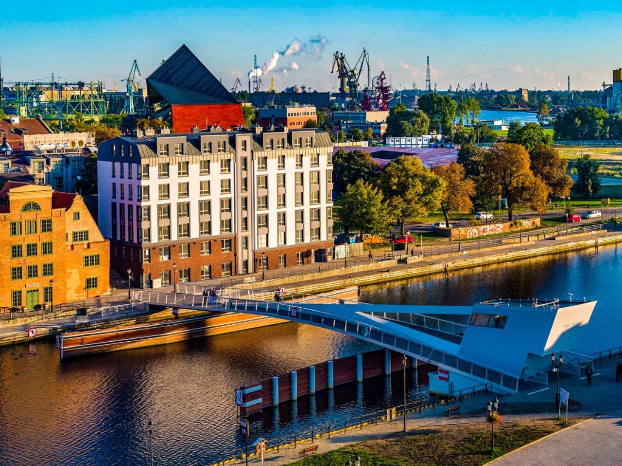 Chrobry Grodzka 10 3* Gdansk