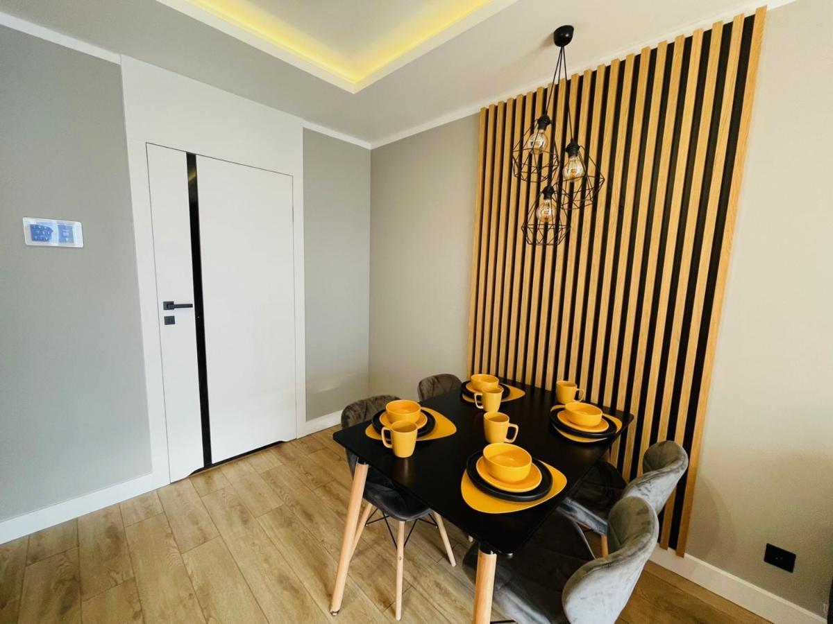Apartament Marina *