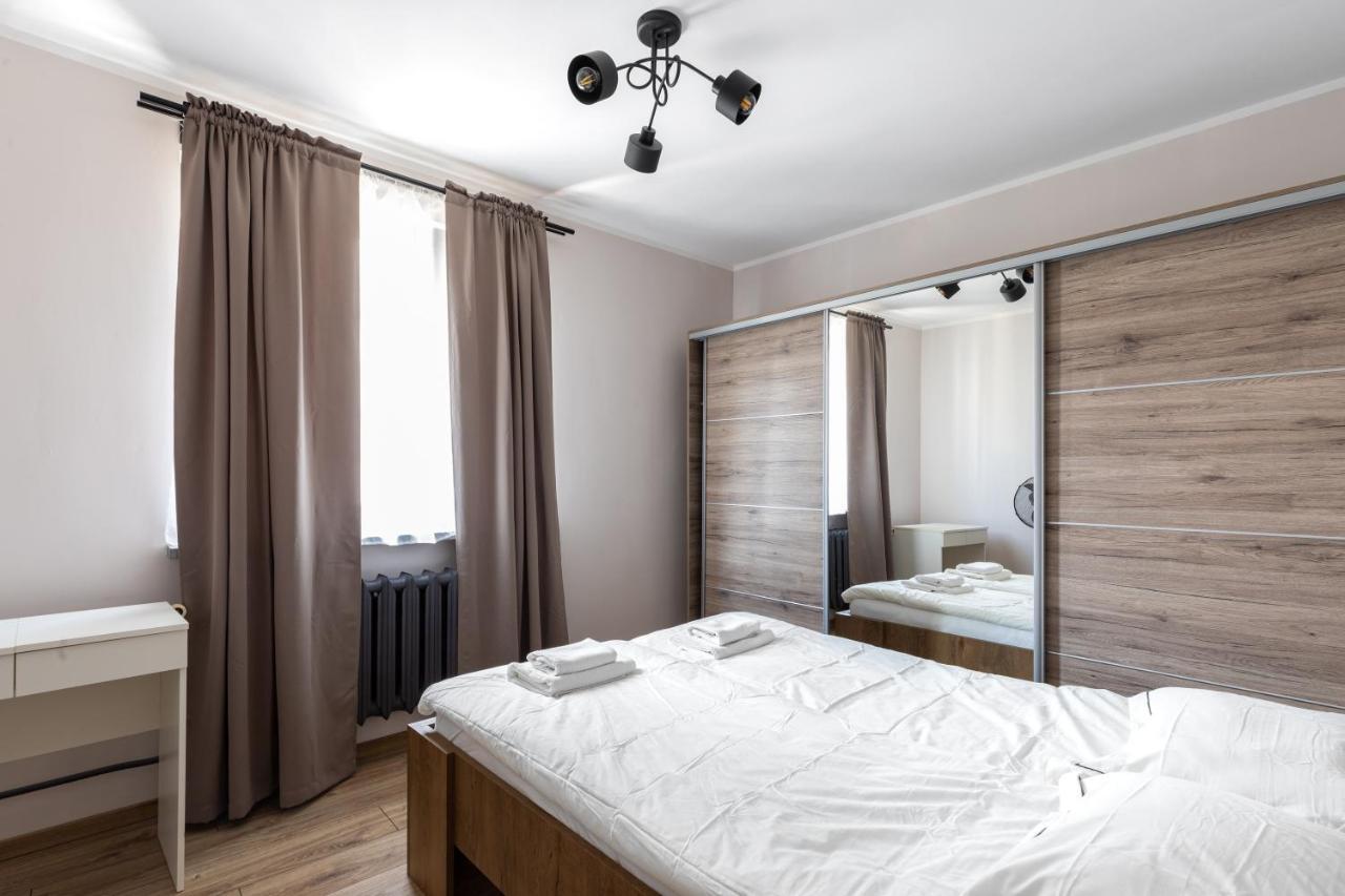 Loftowy, 3-pokojowy Apartament W Pieknej Okolicy