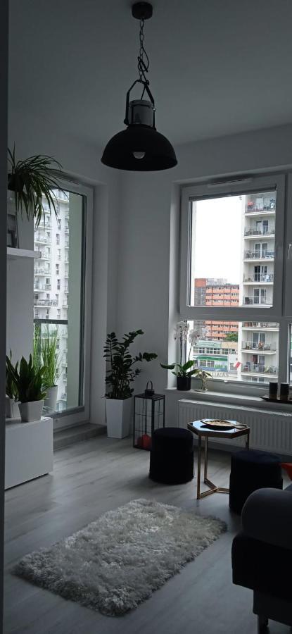 Obroncow Wybrzeza Apartment *