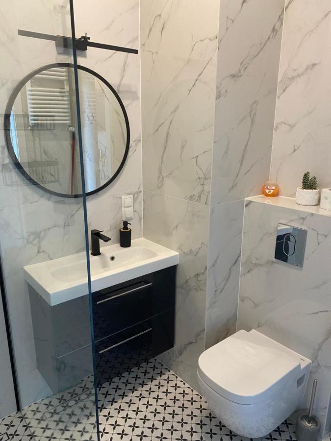 Apartament Nadmotlawie Estate Black *