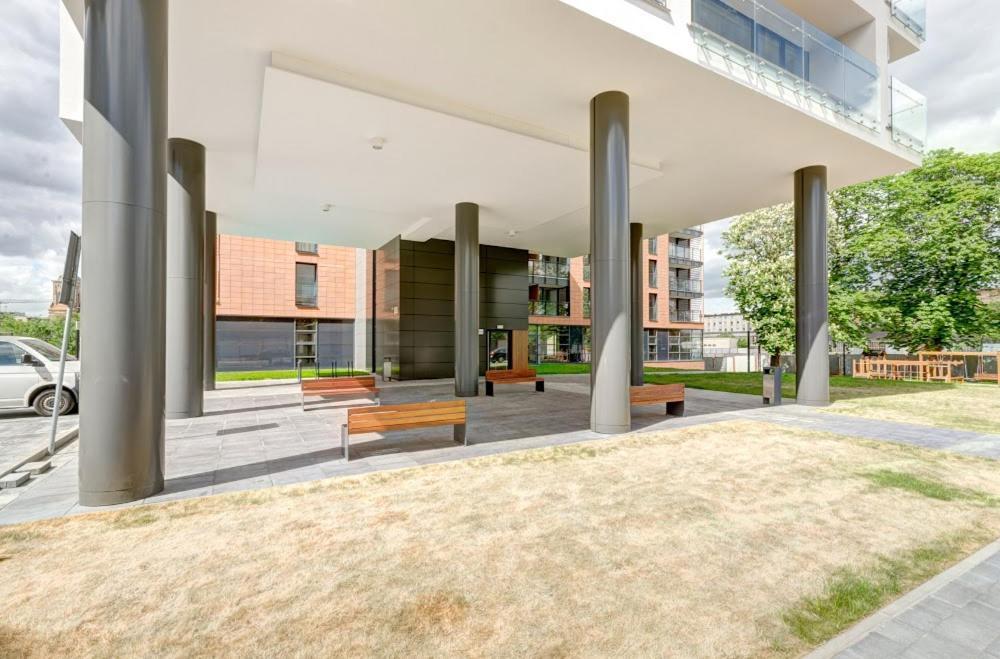 Apartament *