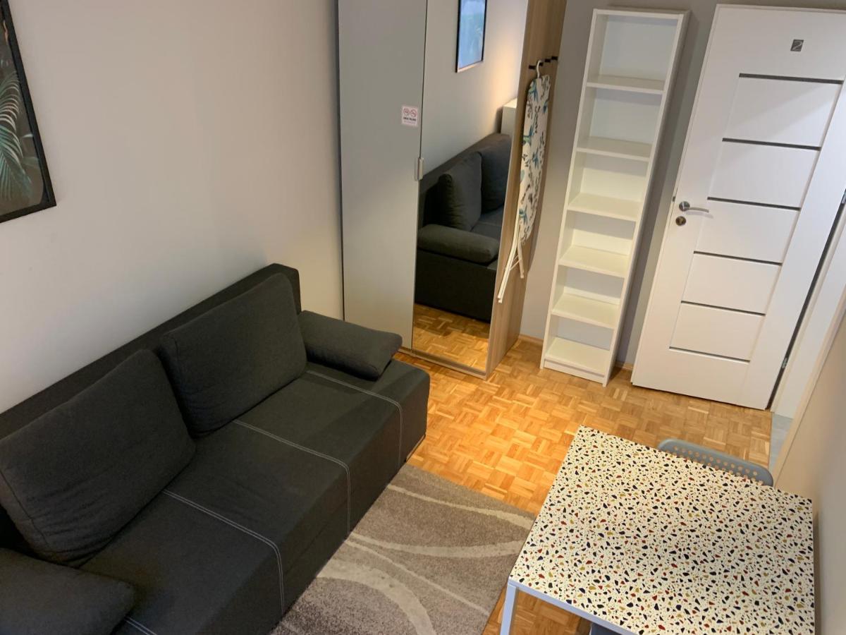 2-bedroom Modern Flat Near Baltic - 40m2- Location !!! *