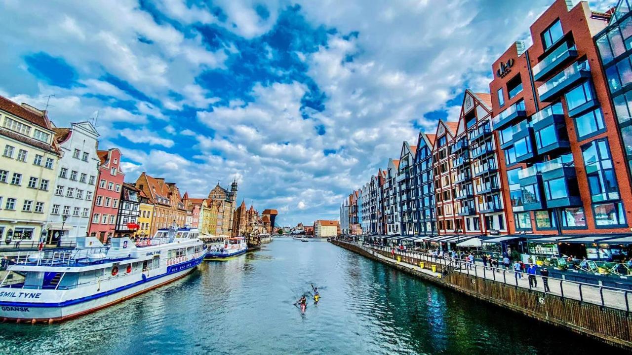 Apartment Four Seasons With Parking Place Gdansk