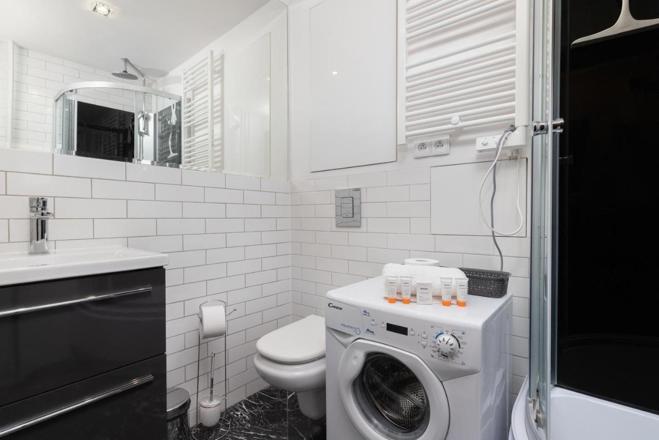 Pod Neptunem By Renters *