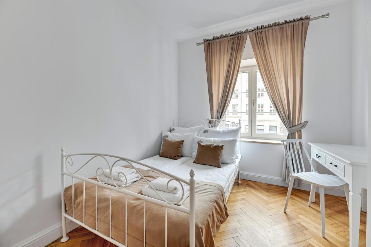 Dlugi Targ Street, Main Old Town & Riverside By Downtown Apartment