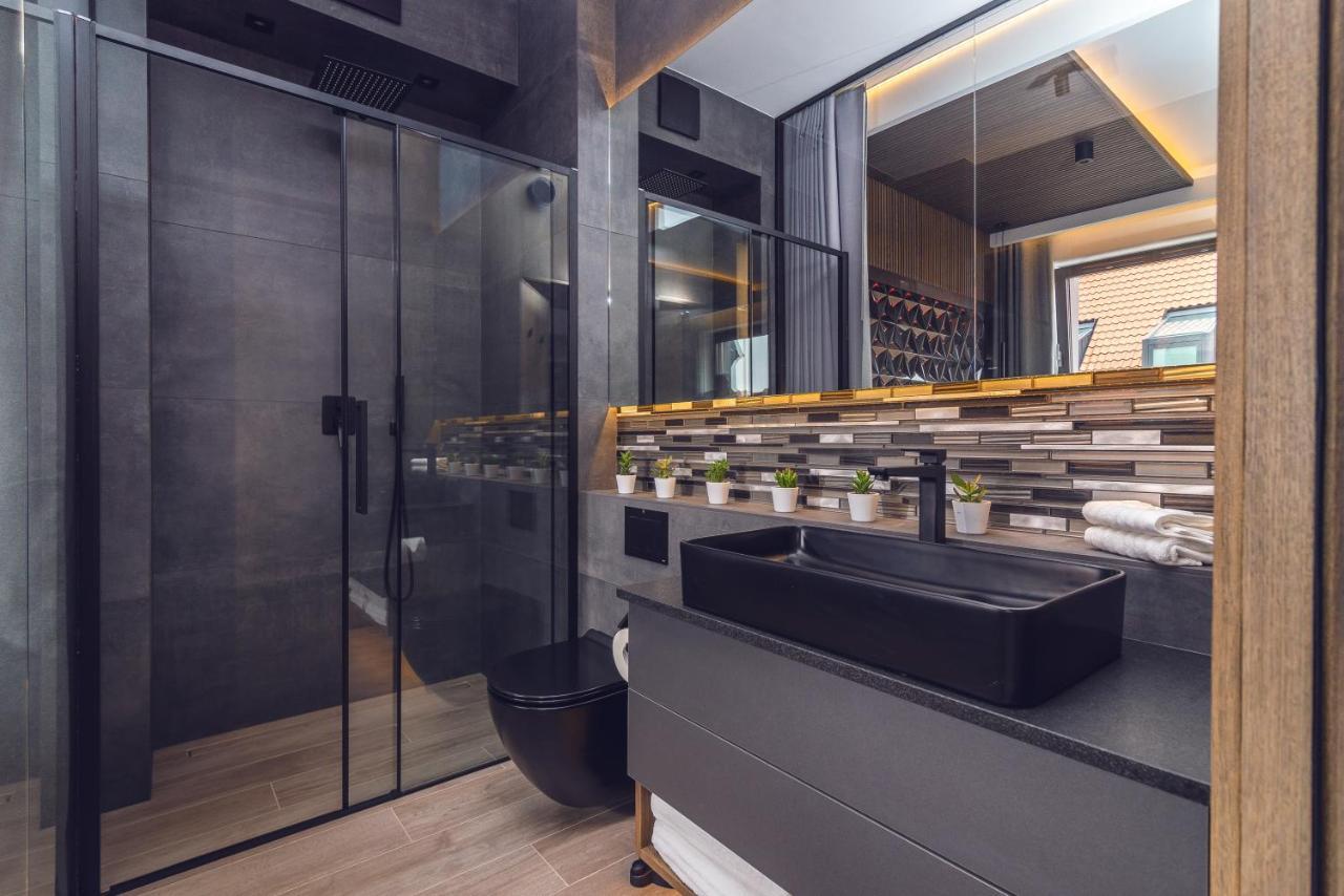 Apartment Marin Exclusive & Private Garage
