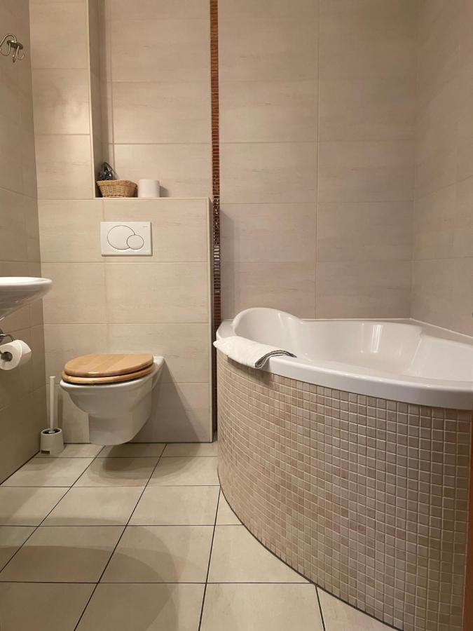 Oliwa Park Aparthotel 3*