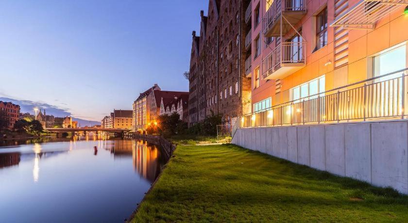 Waterlane Island Hostel&apartments