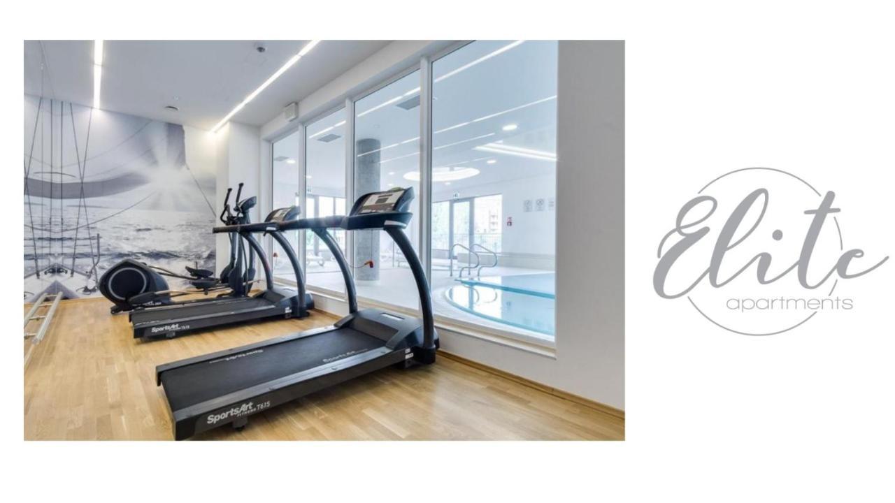 Elite Waterlane Free Swimming Pool Access Gdansk