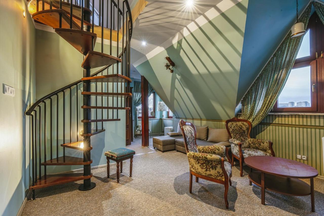 Acomodação com café da manhã  Royal 3*