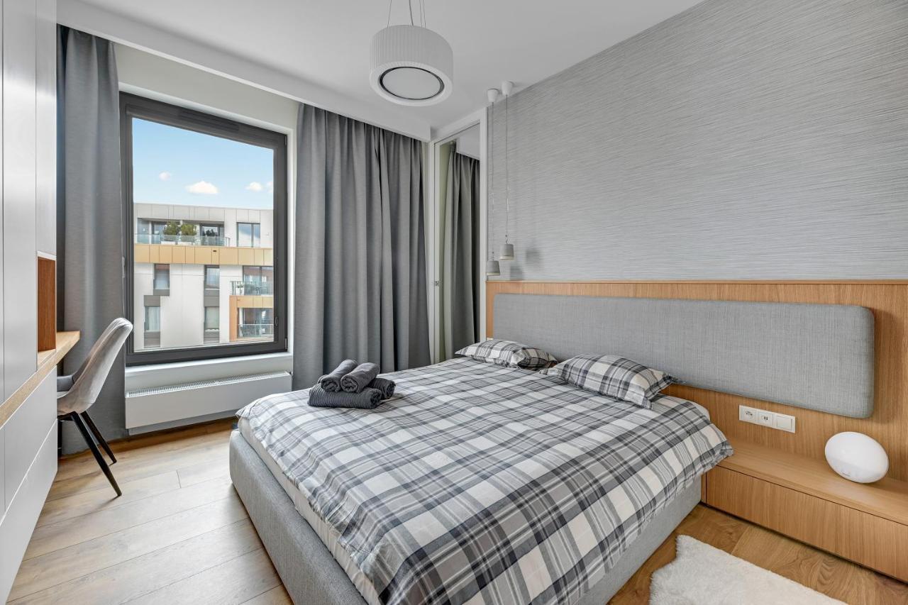 Căn hộ Premium Family & Business Old Town Riverside With Parking Gdansk