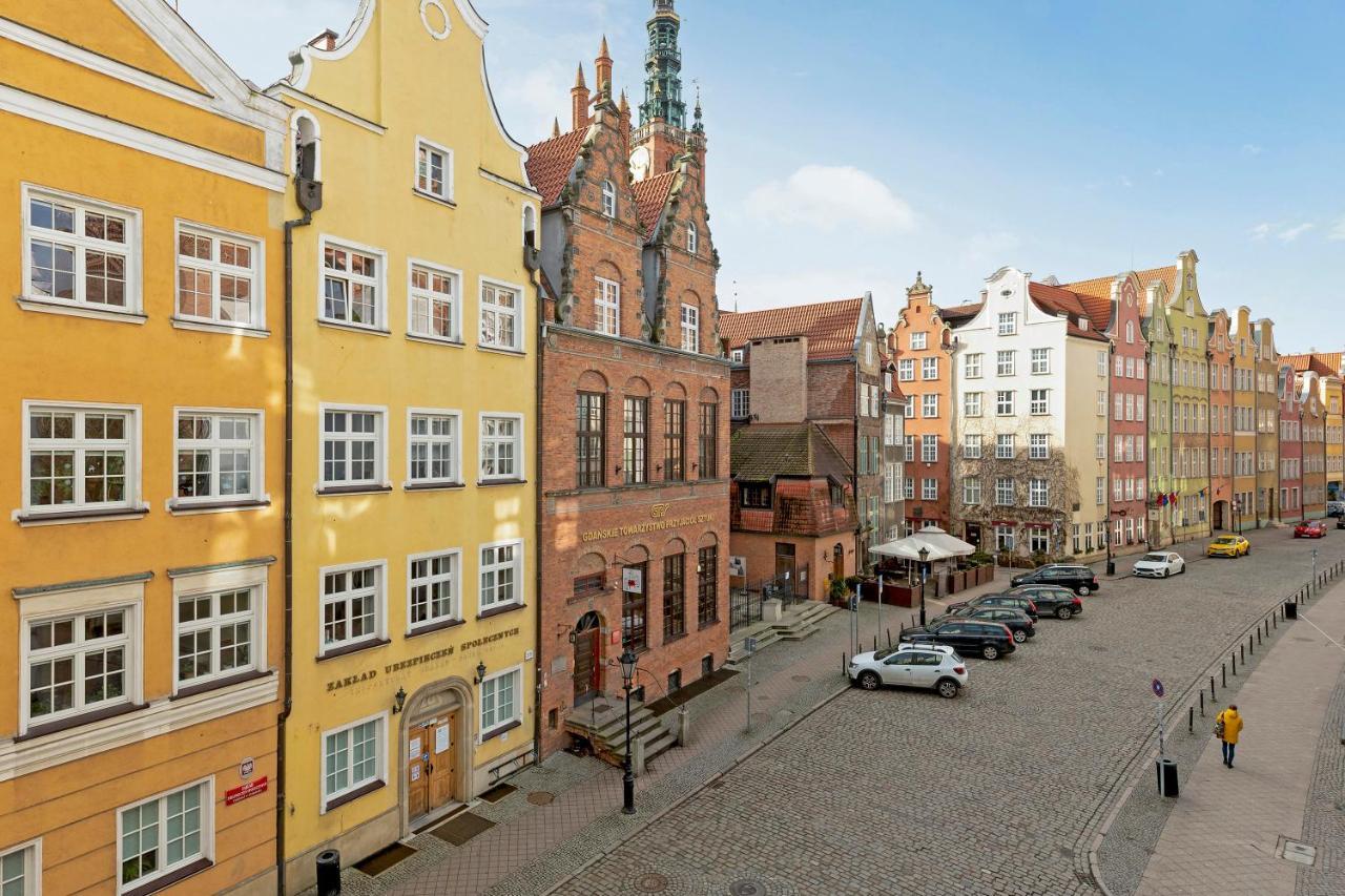 Chlebnicka In Main Old Town By Downtown Gdansk