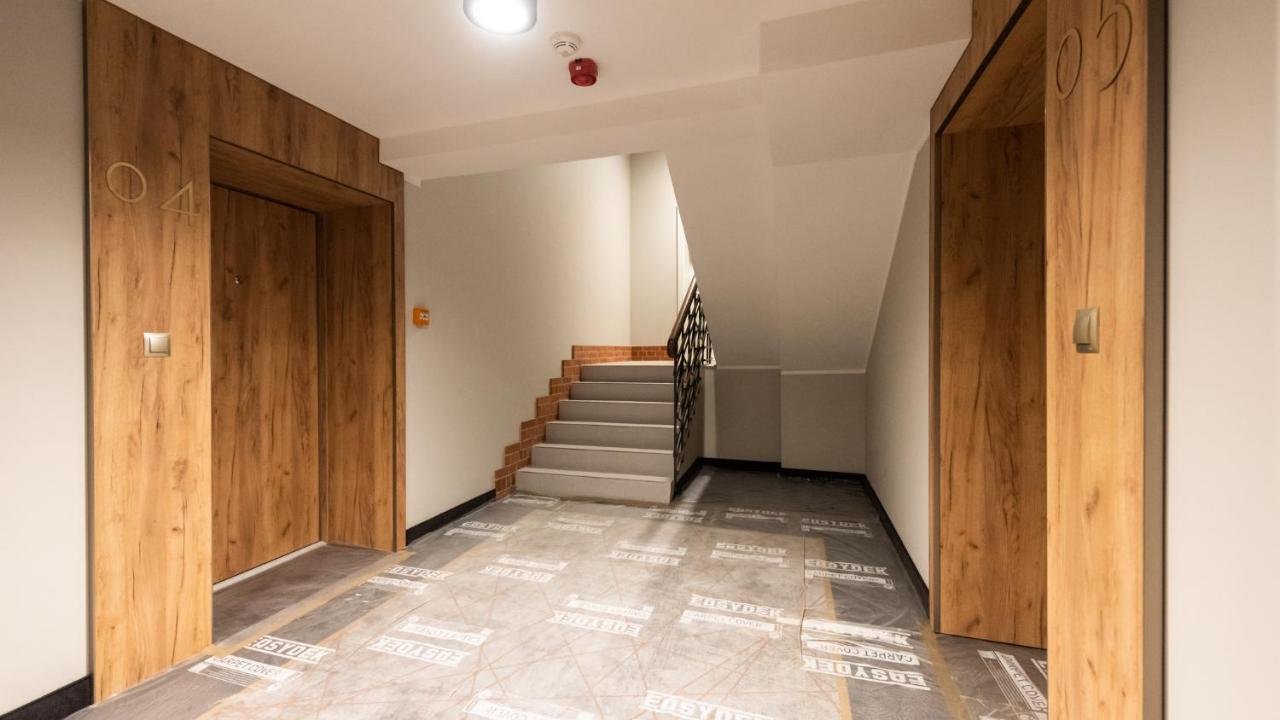 Flatbook - Center Waterlane Vintage With Gym Apartment Gdansk
