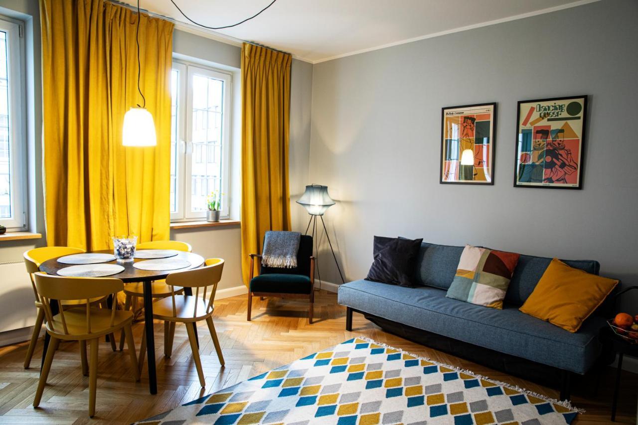 Maya's Flats & 40 - Kolodziejska Old Town Apartment