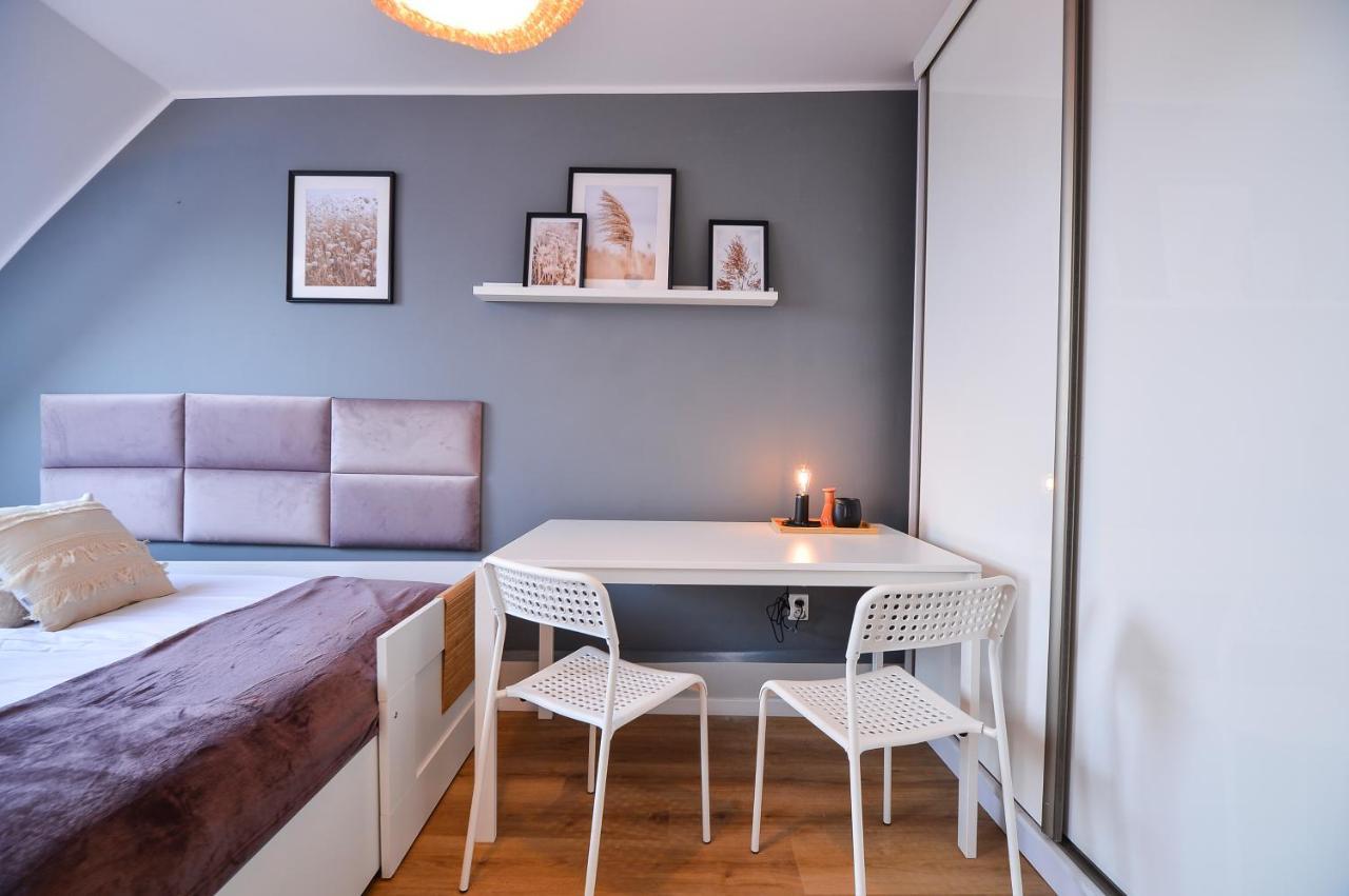Citystay Brzezno 3 Min Do Plazy Apartment