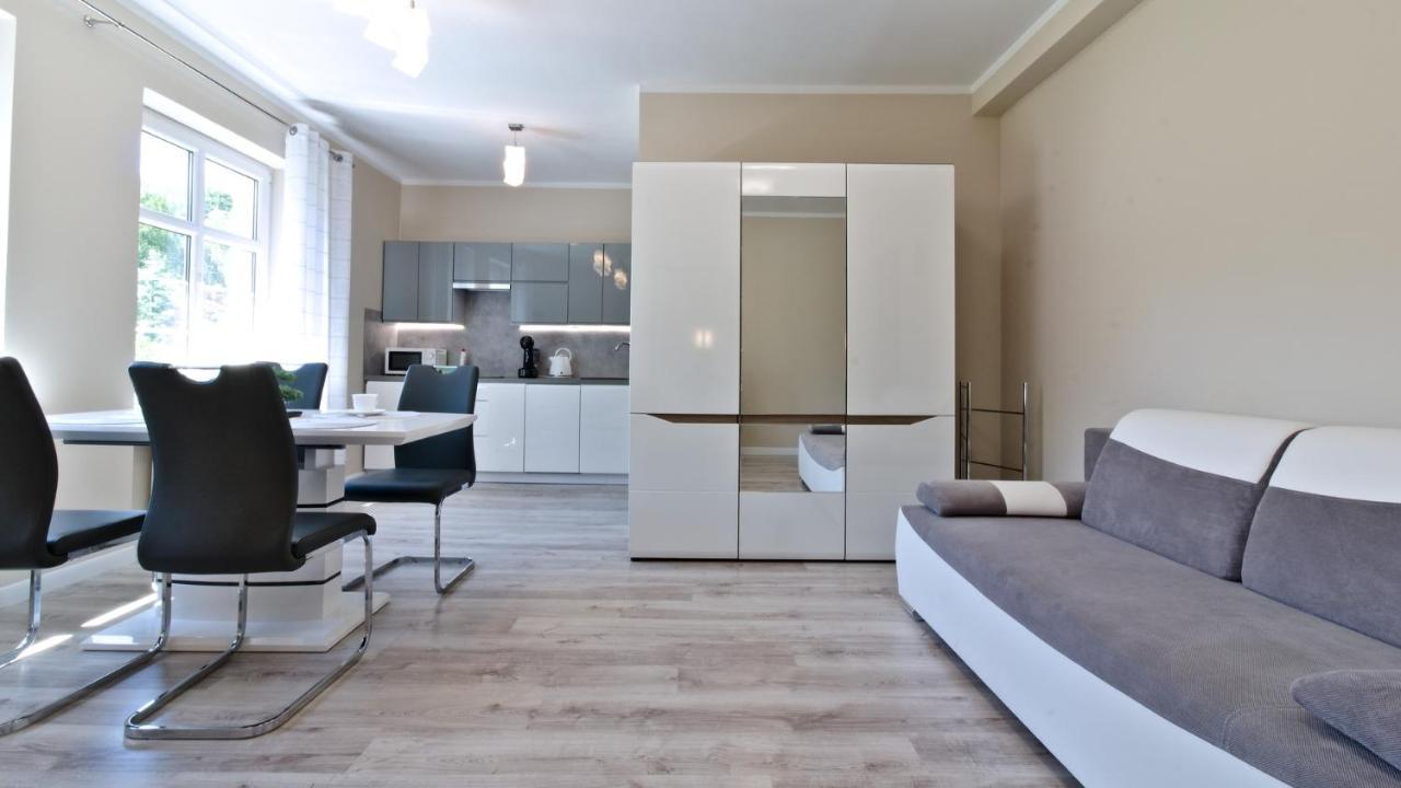Lc & Z57 Aparthotel *