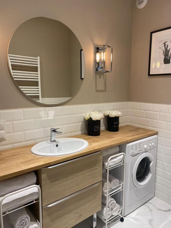 Nowy Apartament Na 4 Osoby Kilka Krokow Od Motlawy *