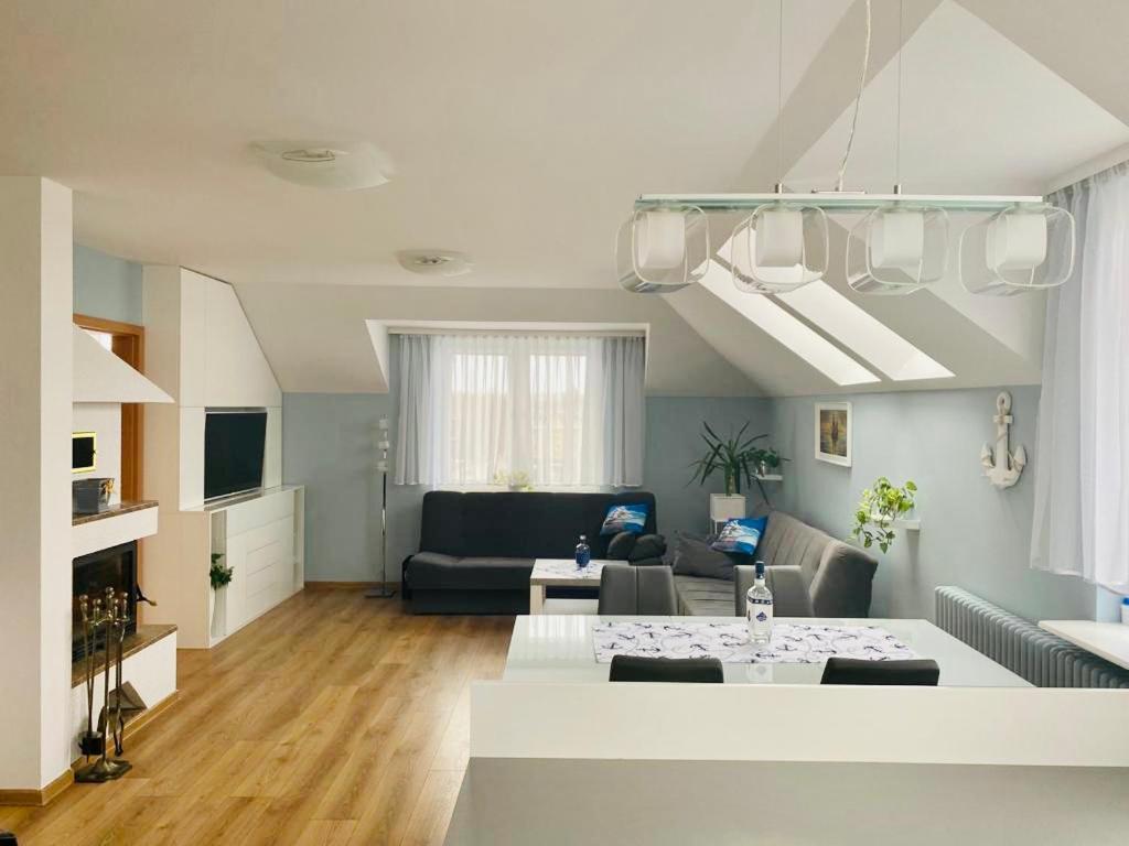 Apartment Bystrzycka *