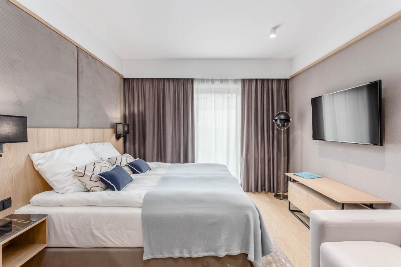 Deo Plaza By Rent Like -navy Blue-