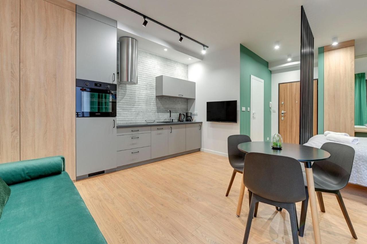 Grand - Garden Gates Apartment