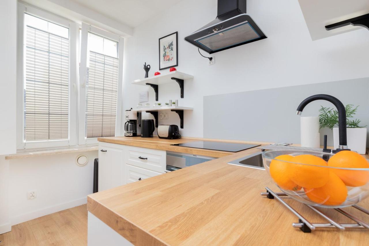 Szeroka Old Town By Renters * Gdańsk