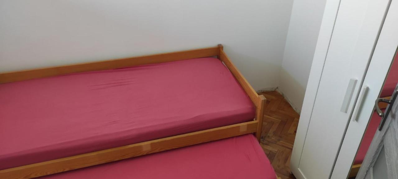 Piastowska 100 Apartment *